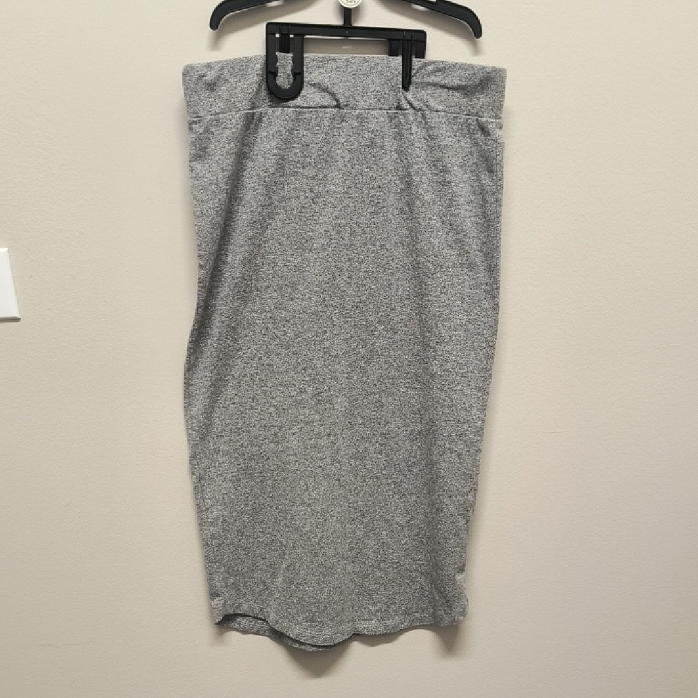 Monrow Classic Gray Pencil Skirt